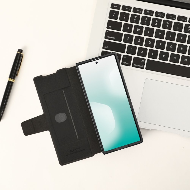 Nillkin Aoge tok Samsung Galaxy Z Fold 7 barna