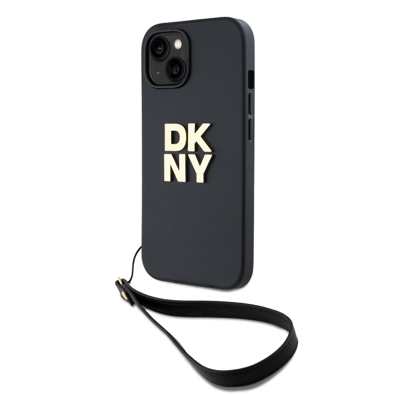 DKNY PU bőr Stack Logo csuklópánt hátlapi borító iPhone 15 Fekete