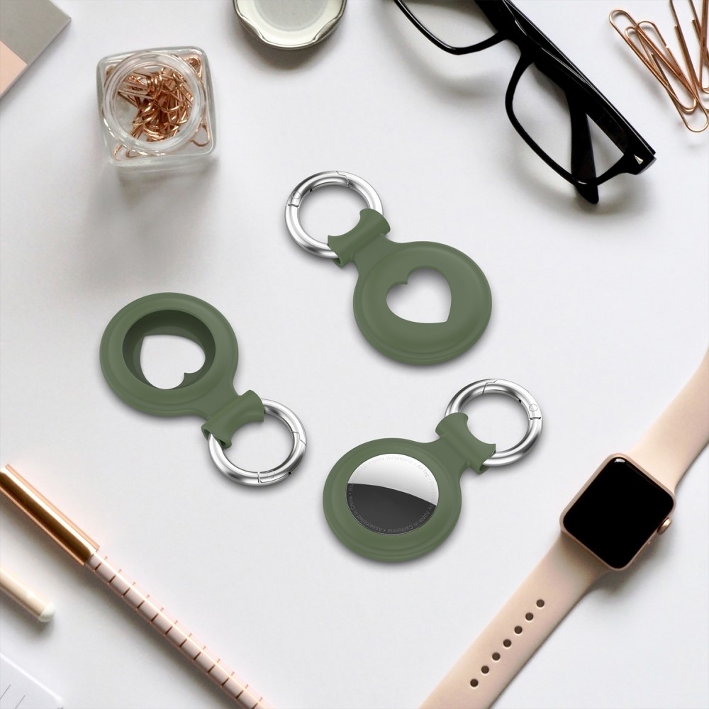 Love szilikon tok az Apple AirTaghez - sötétzöld