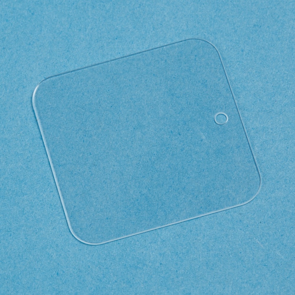 A Xiaomi 15 Pro kamera lencséjének üveglapja