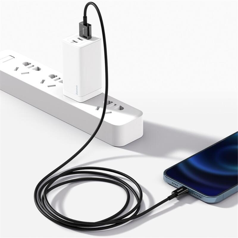 BASE lightning töltő- és csatlakozókábel az Apple számára 1m - fekete