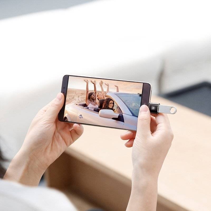 Baseus CATOTG-01 USB-A USB-C adapterre Fekete