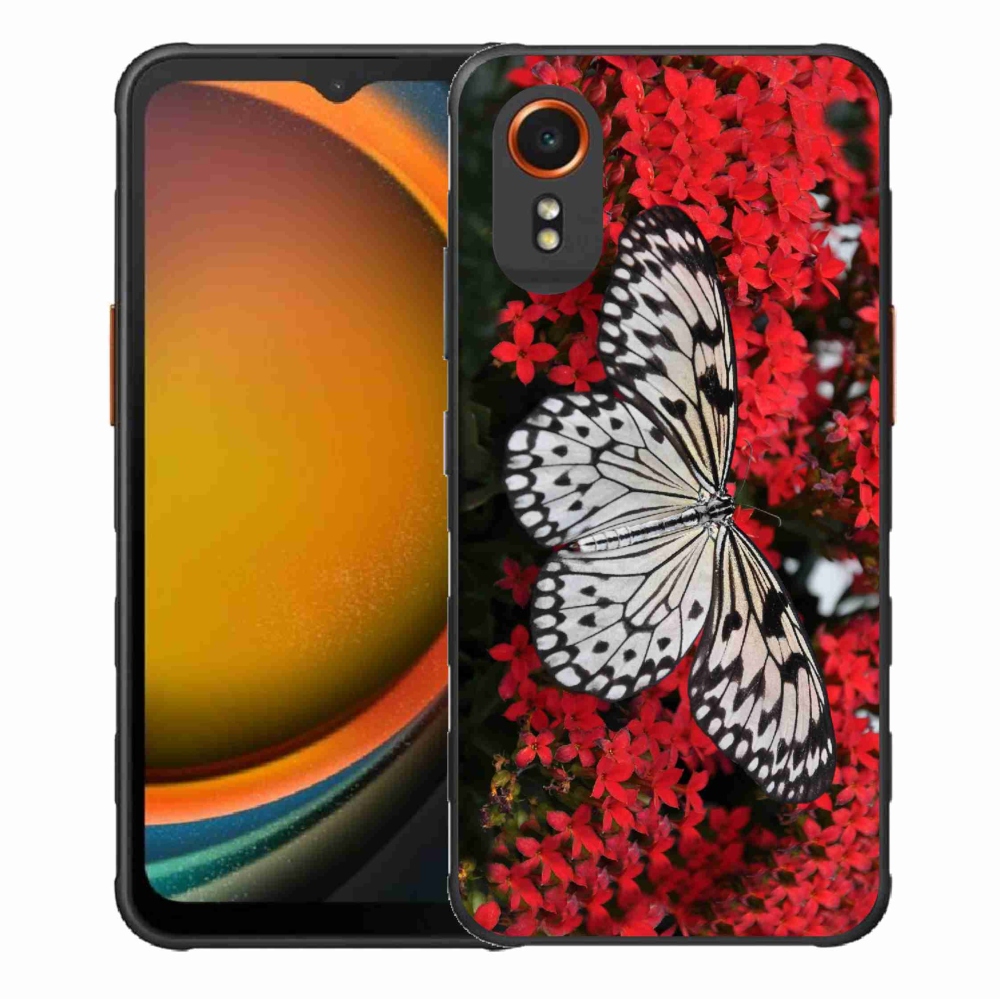 Zselés borítás mmCase Samsung Galaxy Xcover 7 - fekete-fehér pillangó 1