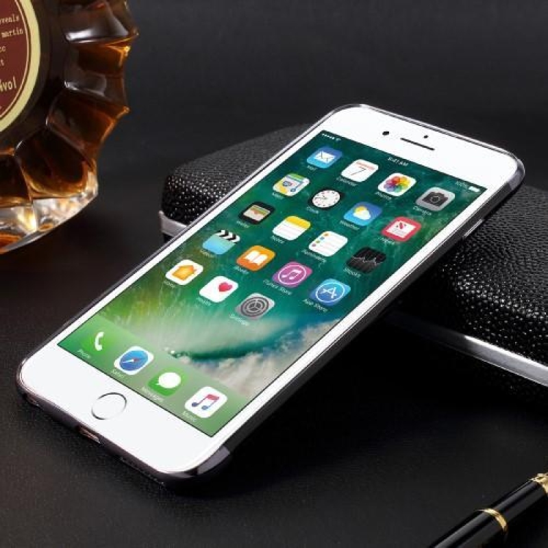 Elegáns zselés tok kontrasztos szegéllyel iPhone 6s Plus és 6 Plus készülékhez - fekete