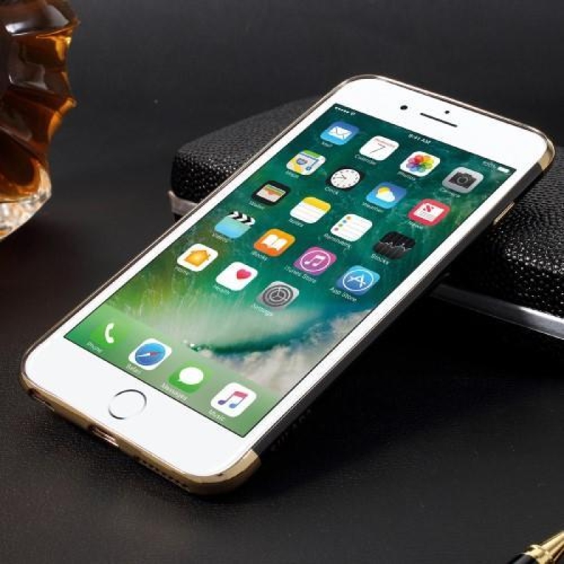 Elegáns zselés tok kontrasztos szegéllyel iPhone 6s Plus és 6 Plus készülékhez - arany színű