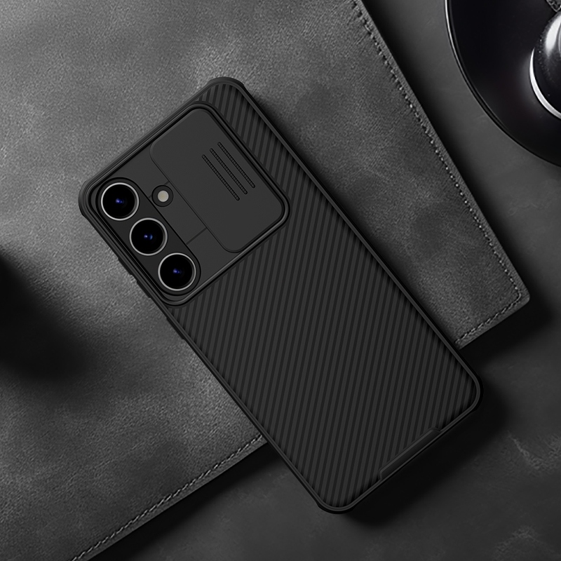 Nillkin CamShield PRO mágneses hátlap a Samsung Galaxy S24+ készülékhez Fekete