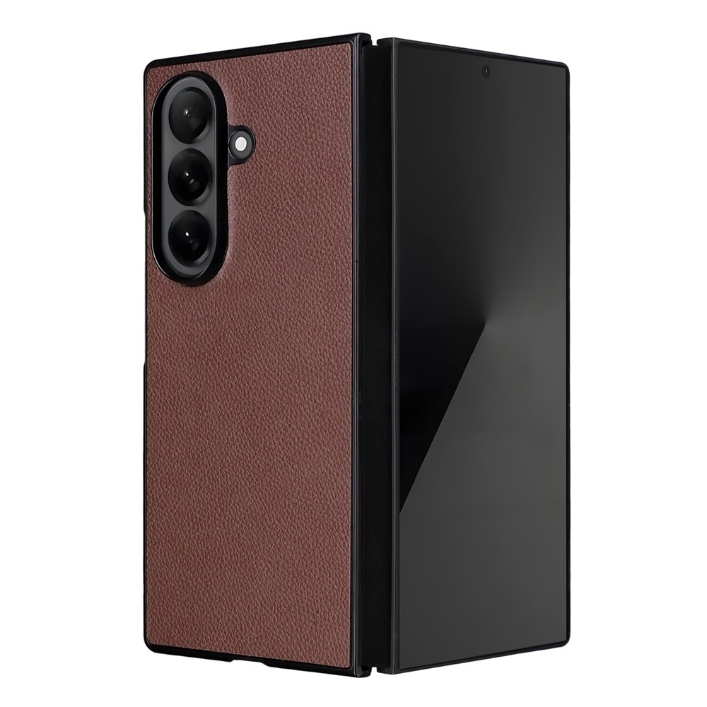 Műbőrrel borított műanyag tok Samsung Galaxy Z Fold7 5G - barna színűre