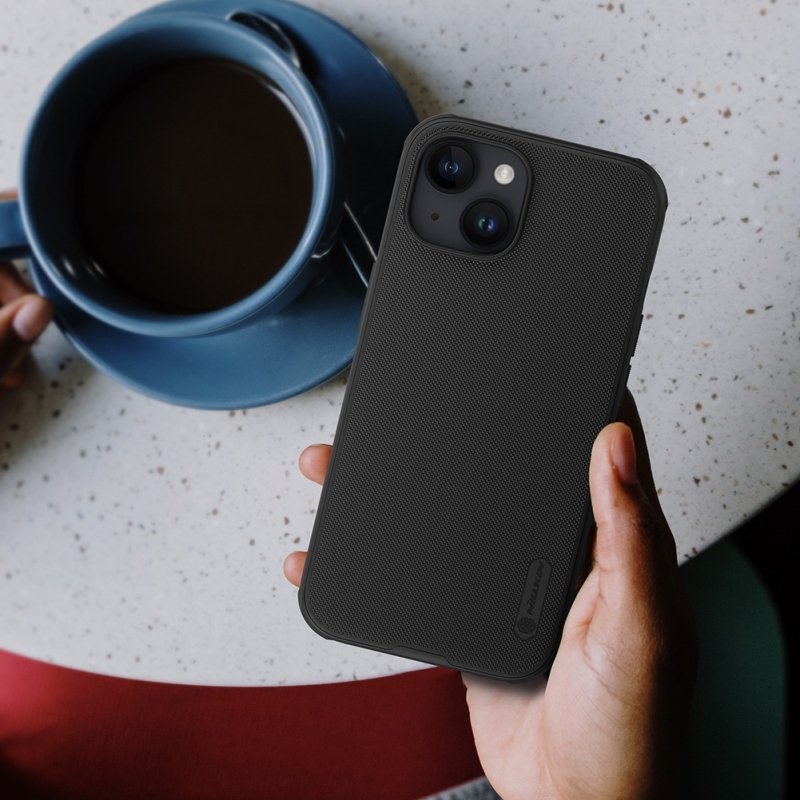 Nillkin Super Frosted PRO hátlap Apple iPhone 15 fekete (logó kivágás nélkül)