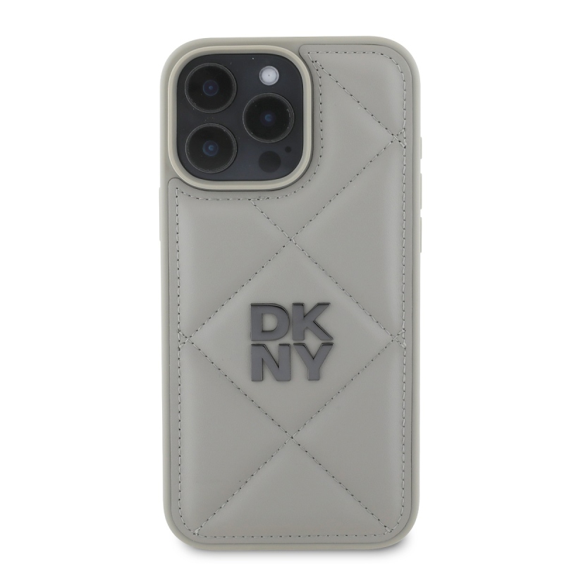 DKNY PU bőr steppelt stack logó hátlap iPhone 16 Pro Max szürke