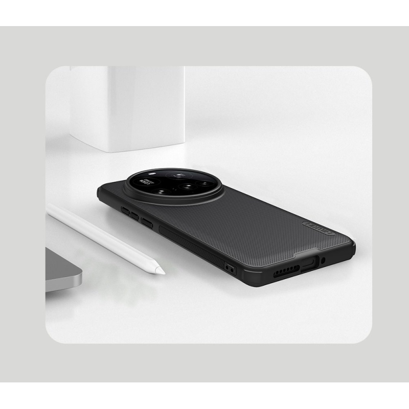 Nillkin Super Frosted PRO mágneses hátlap Xiaomi 15 Ultra Fekete